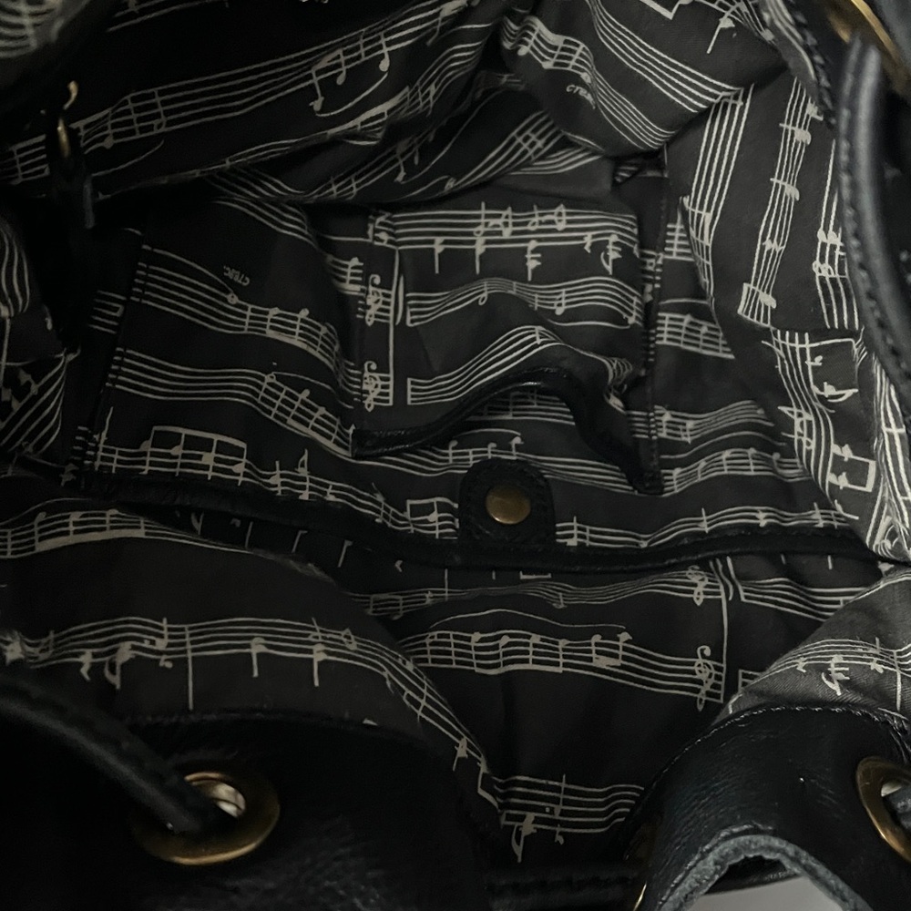 Rhythm & Rhyme Textured Black Leather Bucket Bag - Picture 10 of 16